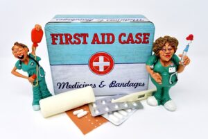 first-aid-3082670_640